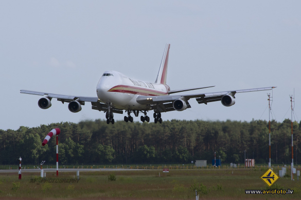 Boeing 747-222B(SF)